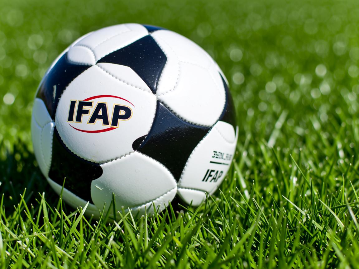 开云体育在线官网-仰泳出水角度优化,助力提速,仰泳出发技巧 第2张